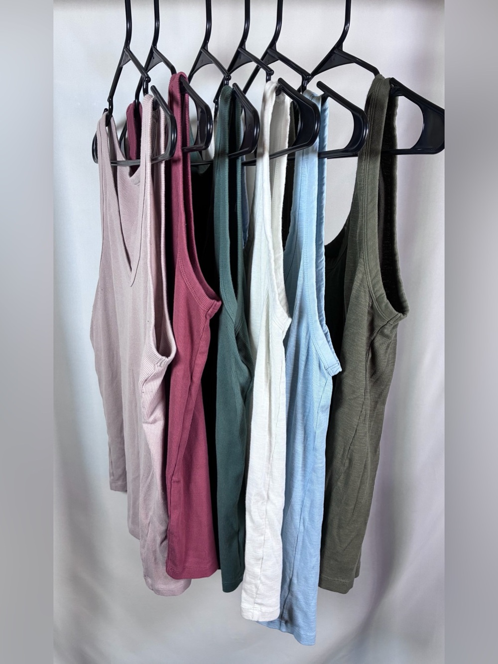 Set of 6 Ribbed Scoop Neck Tank Tops- Multiple Colors XL/1X